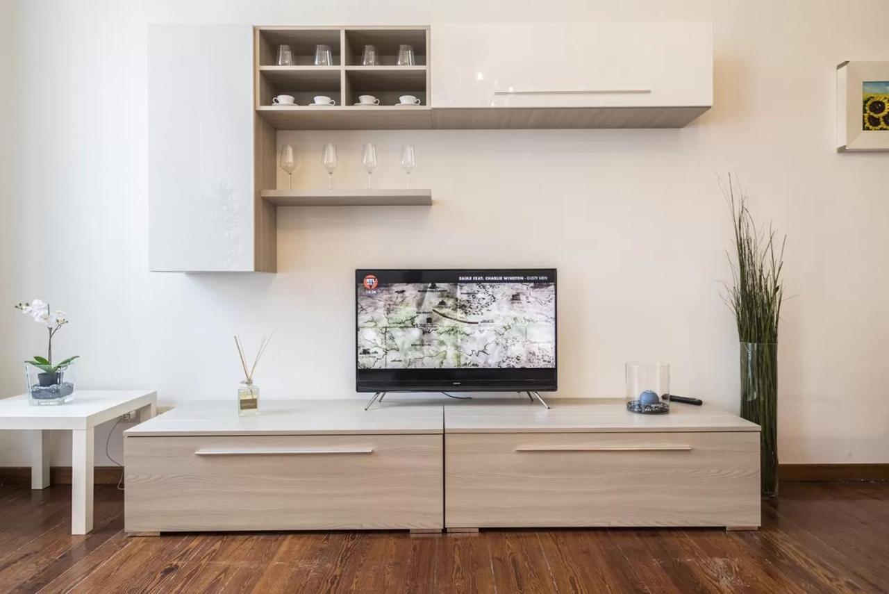 Porta Ticinese 24 Apartman Milánó Kültér fotó